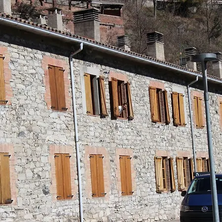 Duplex 6 En Cercs, Berga - A 30 Mins Del Pedraforca Apartment *
