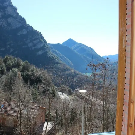Duplex 6 En Cercs, Berga - A 30 Mins Del Pedraforca *
