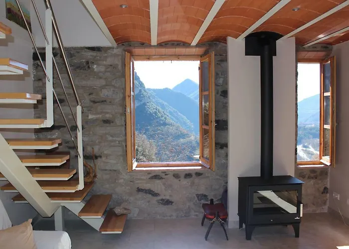 Duplex 6 En Cercs, Berga - A 30 Mins Del Pedraforca شقة *